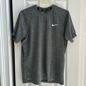 Nike men’s dri fit tshirt